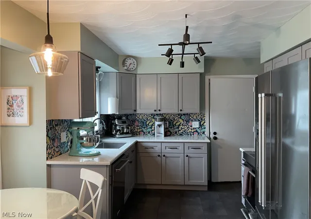 Photo 4 of Single family home for sale at 6578 S Timberidge Dr, Youngstown, OH 44515 | MLS# 5223284 | Listing updated on 2026-09-14