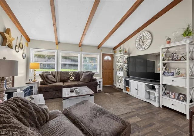 Photo 4 of Single family home for sale at 6221 Cedarwood Rd, Mentor, OH 44060 | MLS# 5223135 | Listing updated on 2026-09-30