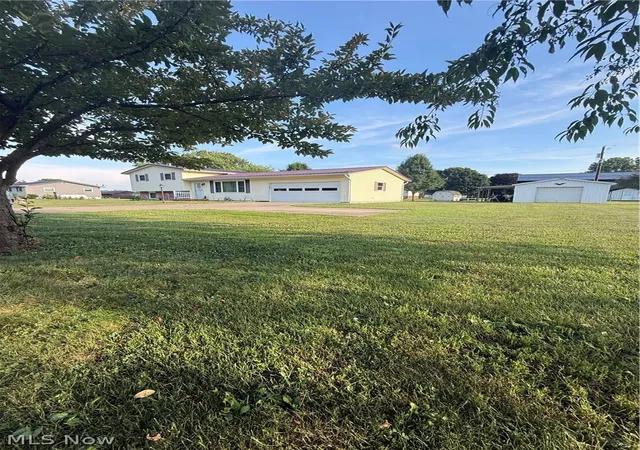 Photo 3 of Single family home for sale at 24561 County Rd 24, Coshocton, OH 43812 | MLS# 5224052 | Listing updated on 2026-09-07