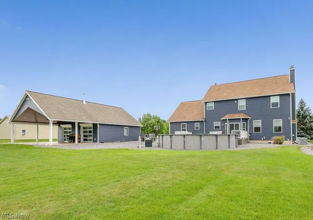 Photo 3 of Sale Pending at 19137 Landing Ln, Columbia Station, OH 44028 | MLS# 5221773 | Listing updated on 2026-09-15