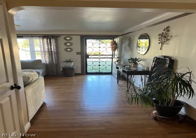 Photo 4 of Sale Pending at 5920 Glenwood Ave, Maple Heights, OH 44137 | MLS# 5224189 | Listing updated on 2026-09-03