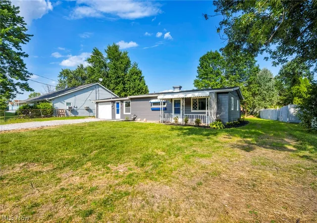 Photo 3 of Single family home for sale at 12215 National Dr, Grafton, OH 44044 | MLS# 5224181 | Listing updated on 2026-09-29