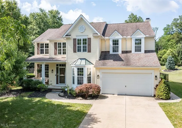 Photo 1 of Sale Pending at 1060 Sugarhouse Ln, Medina, OH 44256 | MLS# 5224039 | Listing updated on 2026-09-16