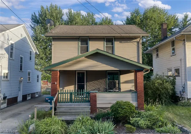 Photo 1 of Single family home for sale at 1628 May Pl Ne, Canton, OH 44705 | MLS# 5224406 | Listing updated on 2026-09-04