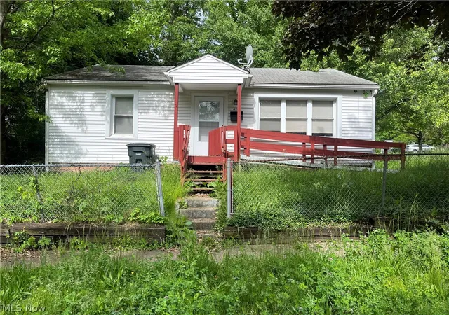 Photo 1 of Single family home for sale at 610 Elbon Ave, Akron, OH 44306 | MLS# 5215415 | Listing updated on 2026-09-03