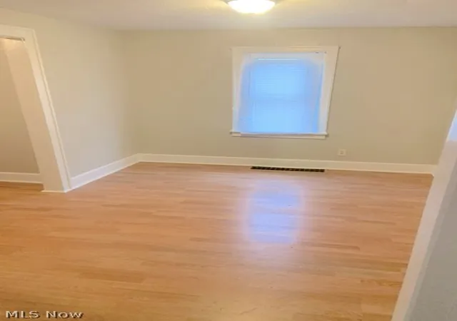 Photo 2 of Single family home for sale at 627 Roscoe Ave, Akron, OH 44306 | MLS# 5224606 | Listing updated on 2026-09-03