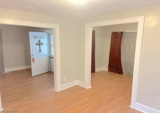Photo 3 of Single family home for sale at 627 Roscoe Ave, Akron, OH 44306 | MLS# 5224606 | Listing updated on 2026-09-03