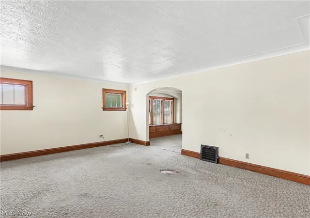 Photo 3 of Sale Pending at 1458 Breiding Rd, Akron, OH 44310 | MLS# 5224452 | Listing updated on 2026-09-07