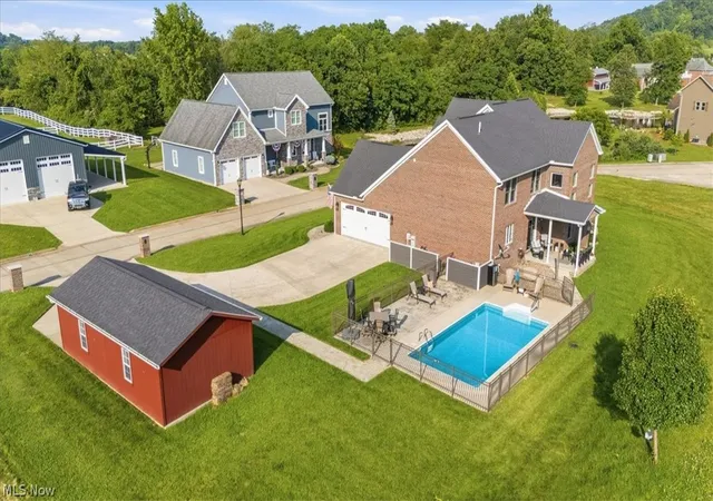 Photo 3 of Sale Pending at 86 Imperial Dr, Mineral Wells, WV 26150 | MLS# 5224639 | Listing updated on 2026-09-11