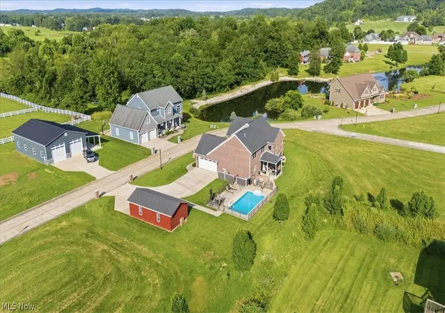 Photo 4 of Sale Pending at 86 Imperial Dr, Mineral Wells, WV 26150 | MLS# 5224639 | Listing updated on 2026-09-11