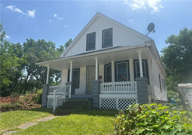 Photo 3 of Single family home for sale at 8910 Harris Ave, Cleveland, OH 44104 | MLS# 5224760 | Listing updated on 2026-09-23