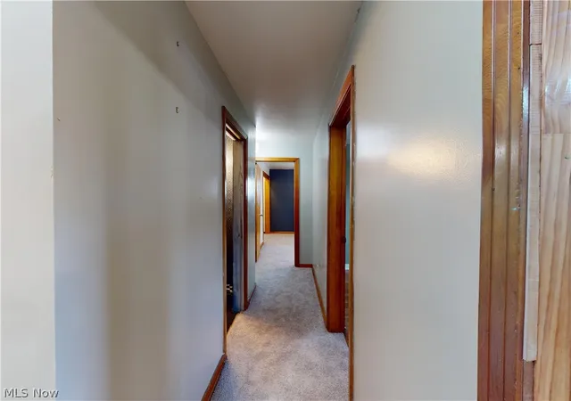 Photo 4 of Single family home for sale at 35952 Lakomis Dr, Eastlake, OH 44095 | MLS# 5205521 | Listing updated on 2026-09-11