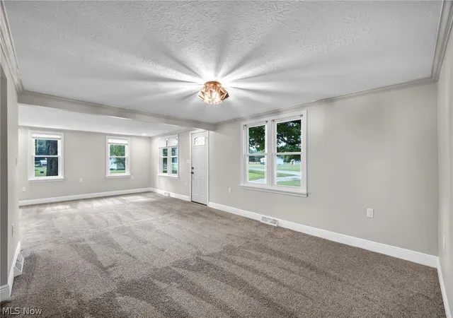 Photo 3 of Sale Pending at 2721 E River Rd, Newton Falls, OH 44444 | MLS# 5223950 | Listing updated on 2026-09-18