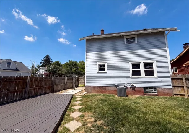 Photo 4 of Sale Pending at 4415 Oak Park Ave, Cleveland, OH 44109 | MLS# 5225126 | Listing updated on 2026-09-27