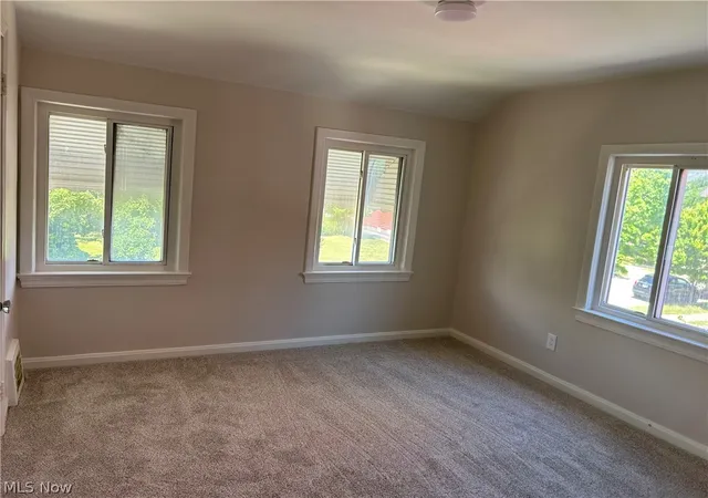 Photo 9 of Sale Pending at 3381 Sutton Rd, Cleveland, OH 44120 | MLS# 5225453 | Listing updated on 2026-09-13