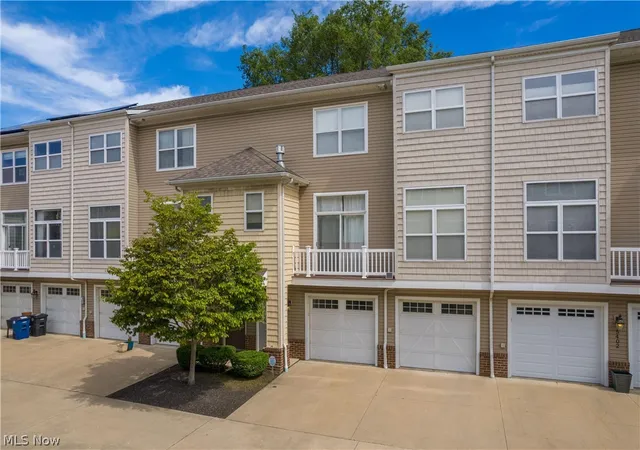 Townhouse for sale at 5408 Saint Stephens Ct, Cleveland, OH 44102 | MLS# 5225501