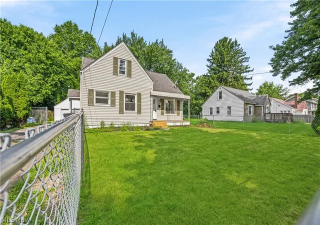 Photo 3 of Single family home for sale at 1146 Packard Dr, Akron, OH 44320 | MLS# 5199893 | Listing updated on 2026-09-12
