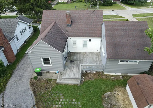 Photo 3 of Single family home for sale at 1703 E 300th Street, Wickliffe, OH 44092 | MLS# 5225670 | Listing updated on 2026-09-11