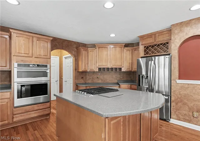 Photo 4 of Single family home for sale at 3193 Bickleigh Cir, Green, OH 44312 | MLS# 5225394 | Listing updated on 2026-09-14