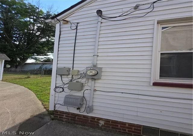 Photo 3 of Sale Pending at 15205 Harvard Ave, Cleveland, OH 44128 | MLS# 5225973 | Listing updated on 2026-09-30