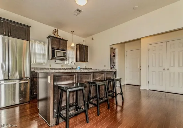 Listing Photo 5 - Condo for sale in building located at 7470 Presley Ave, Mentor, OH 44060