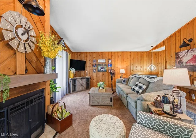Photo 2 of Sale Pending at 8330 Quail Point Ln, Mentor, OH 44060 | MLS# 5225548 | Listing updated on 2026-09-10