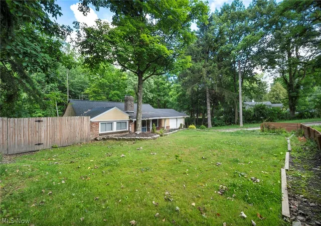 Photo 4 of Single family home for sale at 7218 Grove Ave, Bedford, OH 44146 | MLS# 5226198 | Listing updated on 2026-09-15