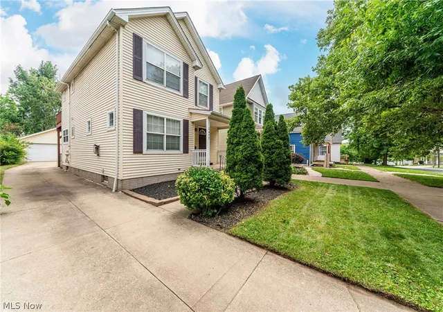 Photo 2 of Single family home for sale at 2477 W 5th Street, Cleveland, OH 44113 | MLS# 5224546 | Listing updated on 2026-09-10