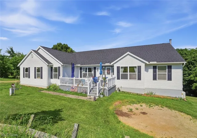 Photo 3 of Single family home for sale at 2053 Gard Ln, Mount Perry, OH 43760 | MLS# 5225173 | Listing updated on 2026-09-11