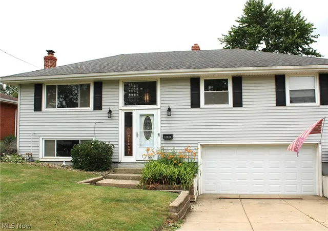 Photo 1 of Single family home for sale at 13605 Crestway Dr, Brook Park, OH 44142 | MLS# 5226033 | Listing updated on 2026-09-29