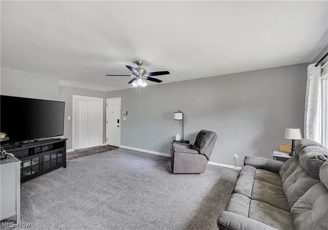 Photo 3 of Single family home for sale at 4340 Nottingham Ave, Youngstown, OH 44511 | MLS# 5226378 | Listing updated on 2026-09-26