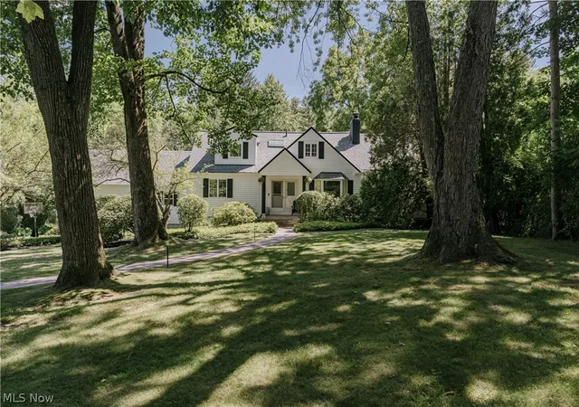 Photo 2 of Sale Pending at 35600 Jackson Rd, Chagrin Falls, OH 44022 | MLS# 5226475 | Listing updated on 2026-09-04