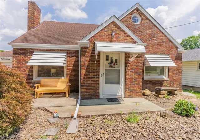 Single family home for sale at 255 Grandview Ave, Hubbard, OH 44425 | MLS# 5226457 | Listing updated on 2026-09-17