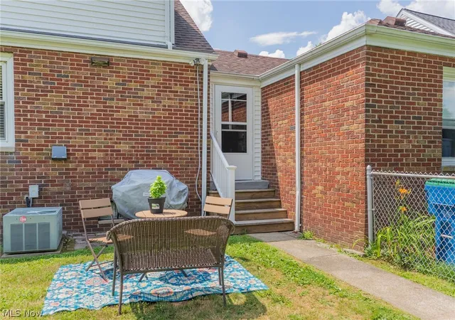 Photo 34 of Single family home for sale at 255 Grandview Ave, Hubbard, OH 44425 | MLS# 5226457 | Listing updated on 2026-09-17