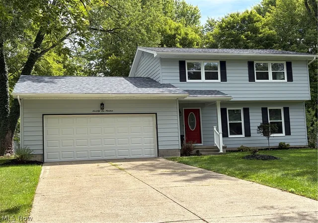 Photo 1 of Single family home for sale at 7619 Red Fox Dr, Youngstown, OH 44512 | MLS# 5226844 | Listing updated on 2026-09-09
