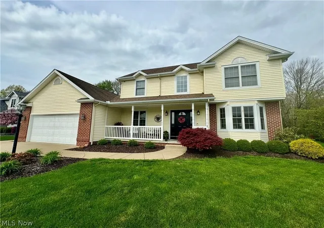 Photo 1 of Sale Pending at 10520 Carrousel Woods Dr, New Middletown, OH 44442 | MLS# 5215047 | Listing updated on 2026-09-14