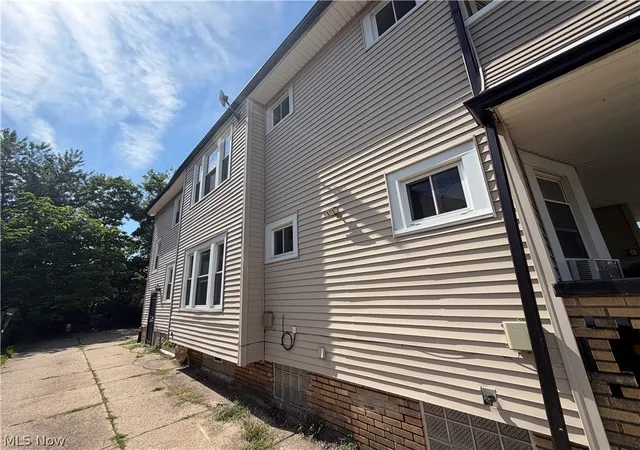 Photo 3 of House for sale at 3360 E 146th Street, Cleveland, OH 44120 | MLS# 5226765 | Listing updated on 2026-09-14