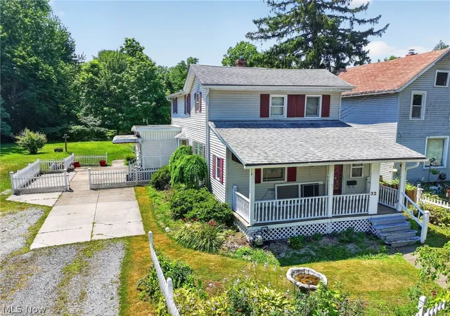 Photo 1 of Single family home for sale at 32 Water St, Geneva, OH 44041 | MLS# 5227446 | Listing updated on 2026-09-04