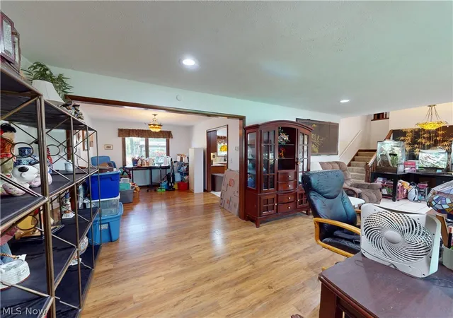Photo 4 of Single family home for sale at 32145 Sedgefield Oval, Solon, OH 44139 | MLS# 5227734 | Listing updated on 2026-09-14