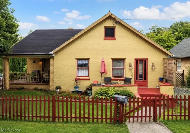 Photo 1 of Single family home for sale at 1013 Claibourne St, East Liverpool, OH 43920 | MLS# 5227500 | Listing updated on 2026-09-11