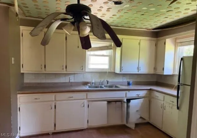 Photo 4 of Sale Pending at 6926 Mckenzie Rd, Olmsted Twp, OH 44138 | MLS# 5227902 | Listing updated on 2026-09-30
