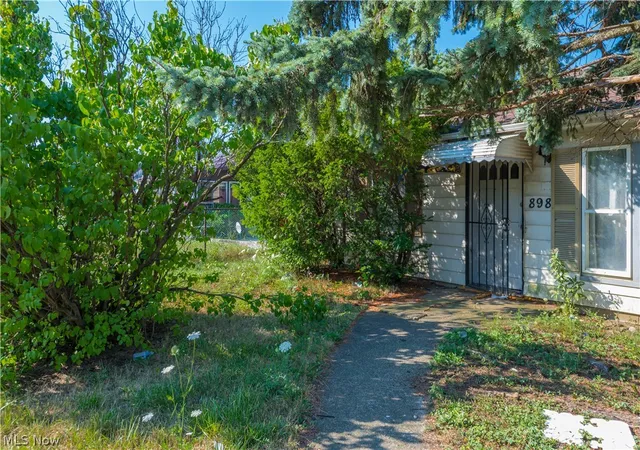 Photo 3 of Single family home for sale at 898 Wayside Rd, Cleveland, OH 44110 | MLS# 5227824 | Listing updated on 2026-09-14