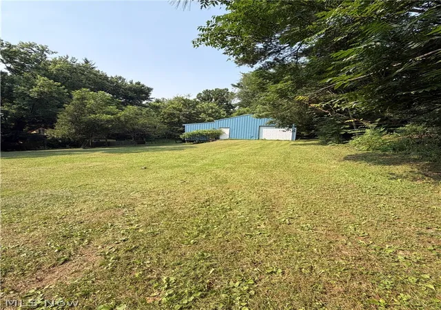 Photo 3 of Single family home for sale at 1600 Core Rd, Parkersburg, WV 26104 | MLS# 5227717 | Listing updated on 2026-09-05