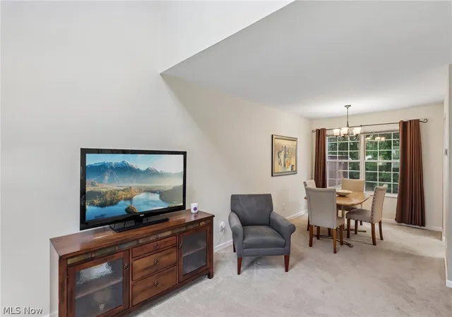 Listing Photo 5 - Condo for sale in building located at 951 E Kensington Ln, Streetsboro, OH 44241 - Unit #8C