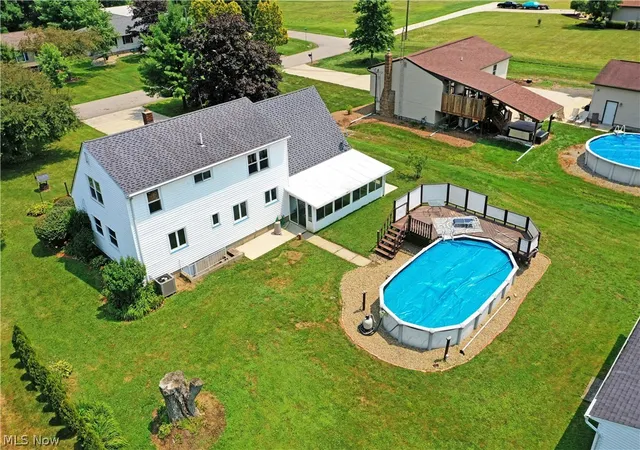 Photo 2 of Single family home for sale at 1393 Sunnyfield Ave Nw, Warren, OH 44481 | MLS# 5226597 | Listing updated on 2026-09-28