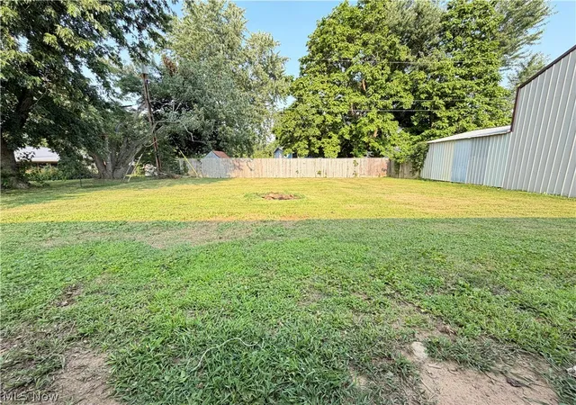 Photo 4 of Single family home for sale at 573 Chestnut St, Newcomerstown, OH 43832 | MLS# 5228111 | Listing updated on 2026-09-05