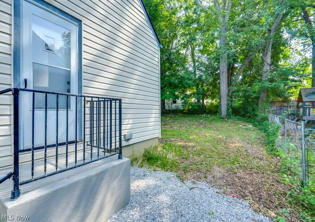 Photo 3 of Single family home for sale at 821 Cree Ave, Akron, OH 44305 | MLS# 5228194 | Listing updated on 2026-09-08