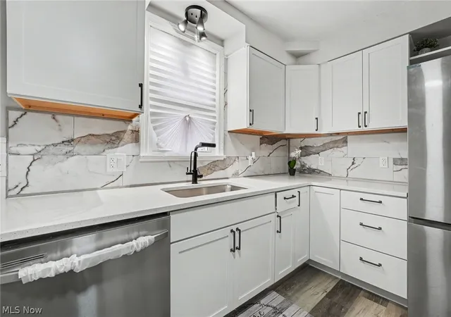 Photo 3 of Sale Pending at 19910 Mountville Dr, Maple Heights, OH 44137 | MLS# 5227899 | Listing updated on 2026-09-30