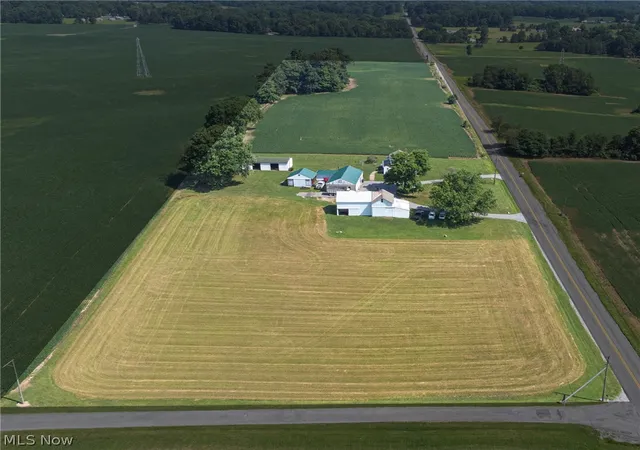 Photo 3 of Single family home for sale at 12666 S State Line Rd, Petersburg, OH 44454 | MLS# 5228046 | Listing updated on 2026-09-09