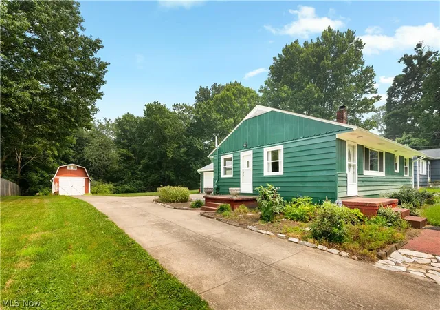 Photo 1 of Sale Pending at 13526 Glenvale Ave Nw, Uniontown, OH 44685 | MLS# 5228129 | Listing updated on 2026-09-15